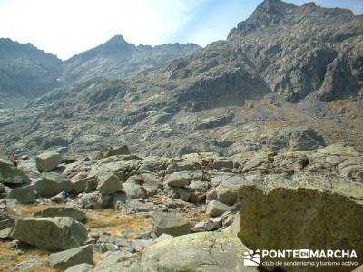 Laguna Grande de Gredos - Sierra de Gredos; bastones de trekking